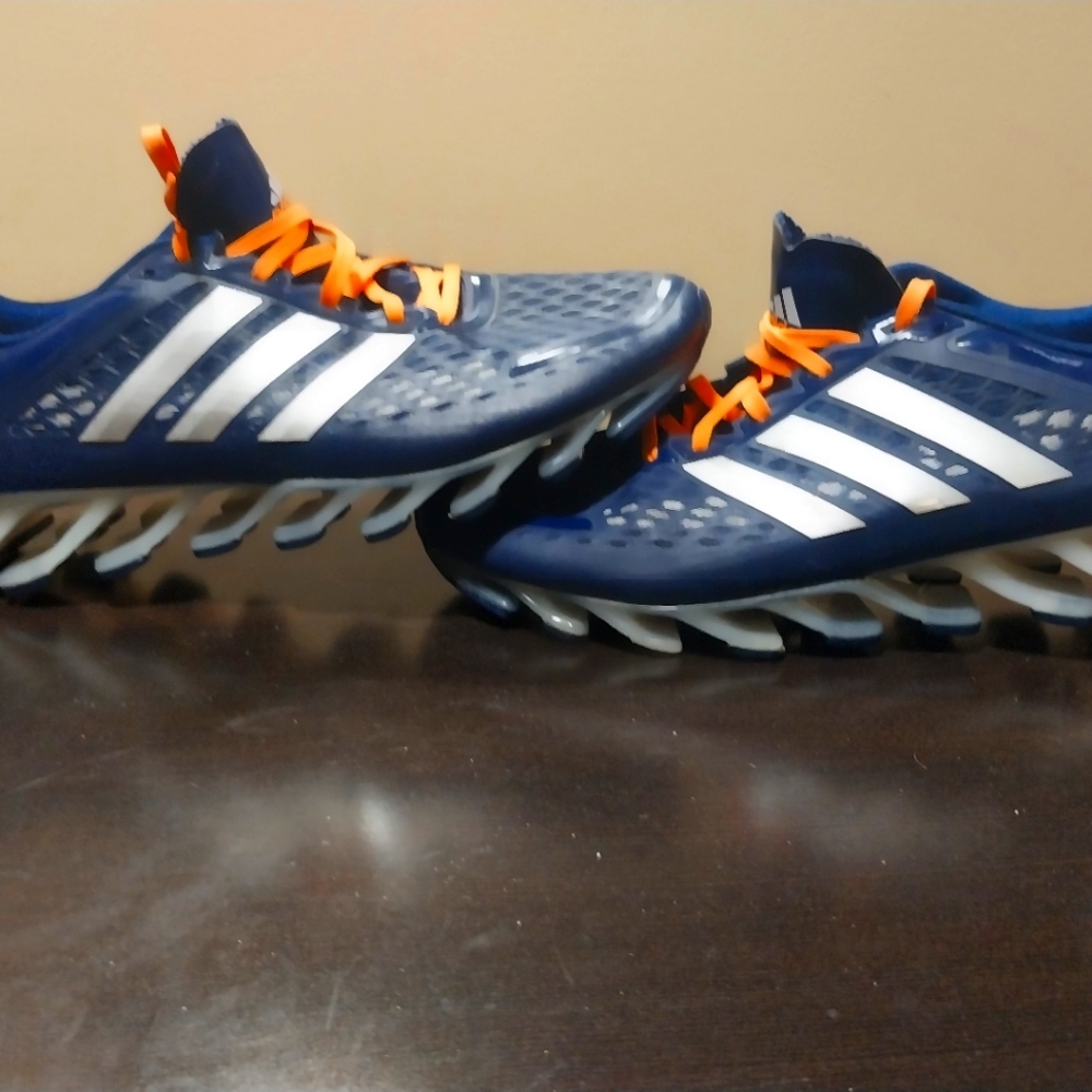 Adidas springblades
